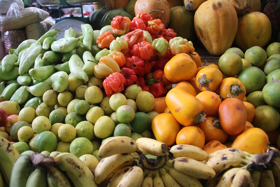 fruits et légumes dans les marchés au Pérou