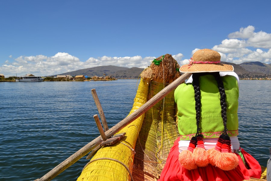 Lac Titicaca Perou.jpg