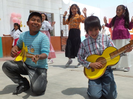 L'ONG Enfants des Andes à Nasca