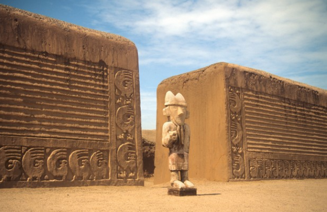 Jour 14 : Huaca de la Luna – musée – Chan Chan - Huanchaco