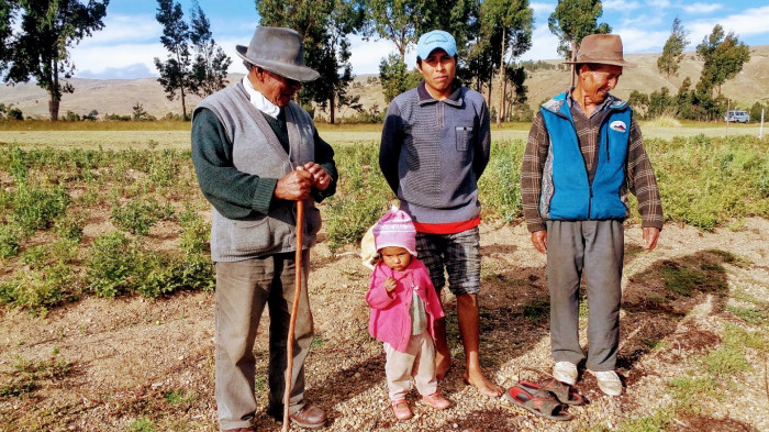 JOUR 11 : COPACABANA – ISLA DEL SOL – SANTIAGO DE OKOLA : RENCONTRE ET PARTAGE